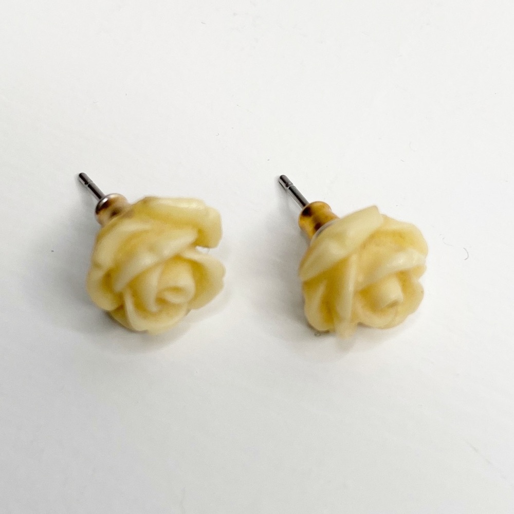 Cream Acrylic Rose Stud Earrings.